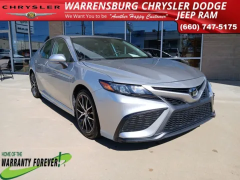 Silver 2023 Toyota Camry SE for sale in Warrensburg, MO