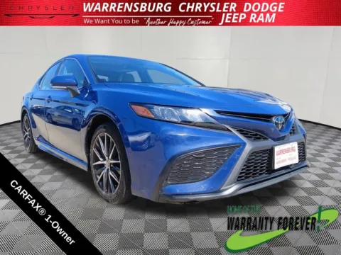 Blue 2023 Toyota Camry SE for sale in Warrensburg, MO