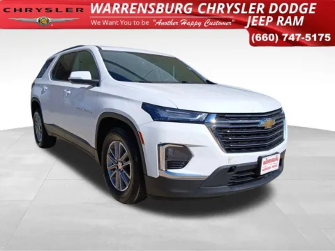 White 2023 Chevrolet Traverse LT Leather for sale in Warrensburg, MO