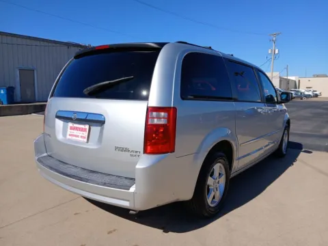 More photos of 2010 Dodge Grand Caravan SXT at Warrensburg Chrysler Dodge Jeep Ram Fiat, MO