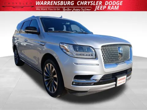 Silver 2019 Lincoln Navigator Select for sale in Warrensburg, MO