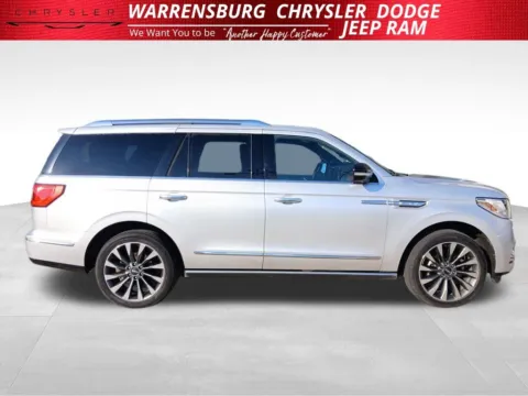 Photos of 2019 Lincoln Navigator Select for sale in Warrensburg, MO at Warrensburg Chrysler Dodge Jeep Ram Fiat