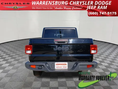 More photos of 2023 Jeep Gladiator Sport S at Warrensburg Chrysler Dodge Jeep Ram Fiat, MO