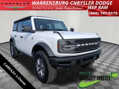 White 2024 Ford Bronco Badlands for sale in Warrensburg, MO