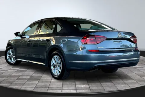 More photos of 2018 Volkswagen Passat at M&J Auto Sales and Service, FL