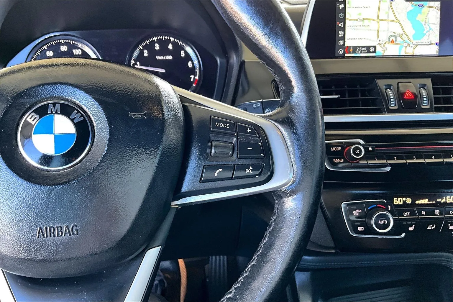 2018 BMW X1 28i - Photo 11