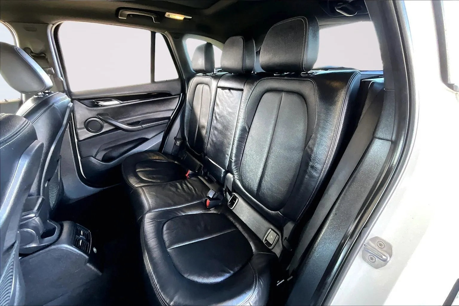 2018 BMW X1 28i - Photo 19