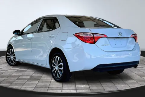 More photos of 2018 Toyota Corolla at M&J Auto Sales and Service, FL