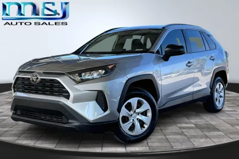 Silver 2019 Toyota RAV4 LE for sale in Jacksonville, FL