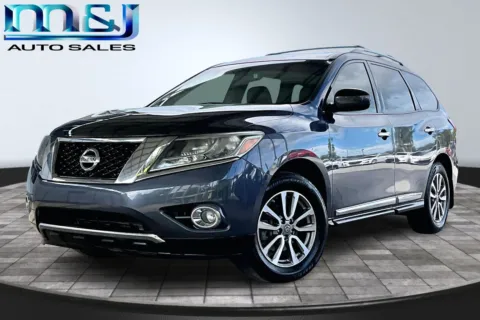 Gray 2014 Nissan Pathfinder for sale in Jacksonville, FL