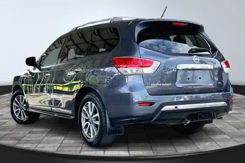 More photos of 2014 Nissan Pathfinder at M&J Auto Sales and Service, FL