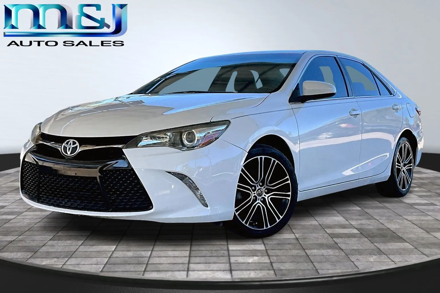 2016 Toyota Camry Special Edition