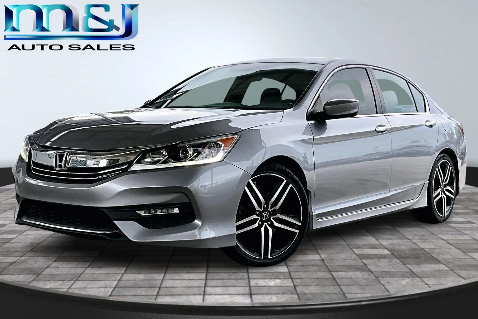 Silver 2016 Honda Accord Sport for sale in Jacksonville, FL