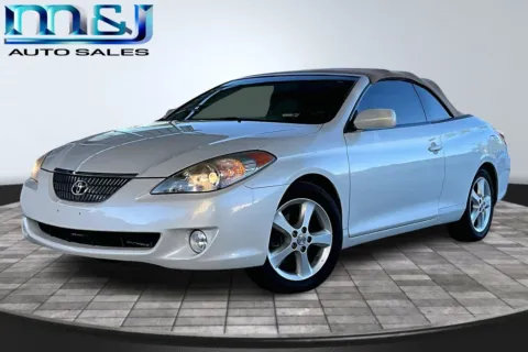 White 2006 Toyota Camry Solara for sale in Jacksonville, FL