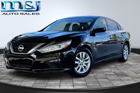 Black 2017 Nissan Altima for sale in Jacksonville, FL