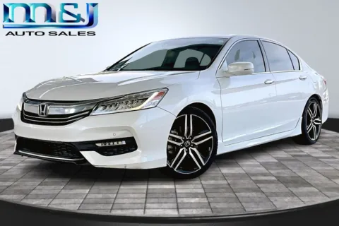 White 2017 Honda Accord Touring for sale in Jacksonville, FL