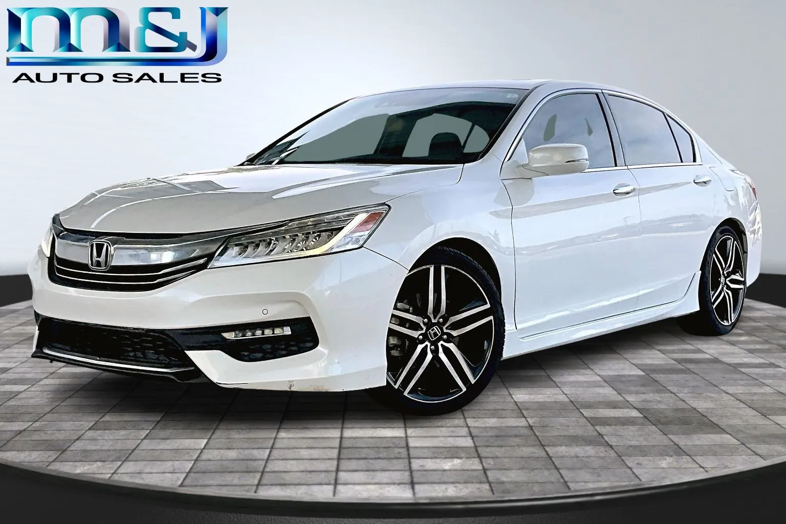 White 2017 Honda Accord Touring for sale in Jacksonville, FL