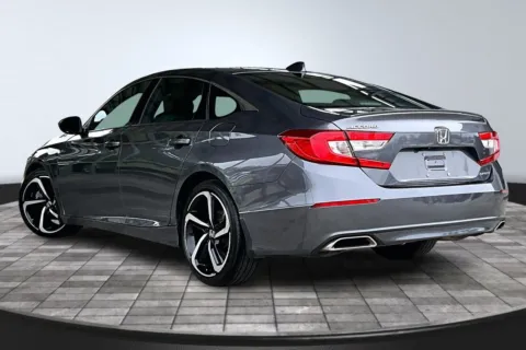 More photos of 2019 Honda Accord Sport at M&J Auto Sales and Service, FL