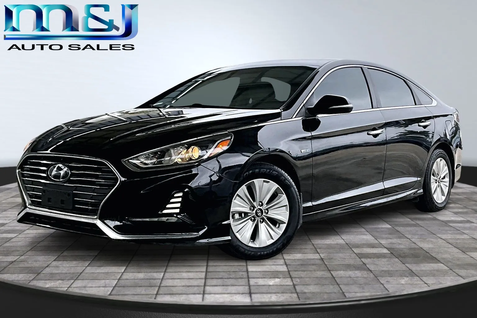 Black 2019 Hyundai SONATA Hybrid SE for sale in Jacksonville, FL