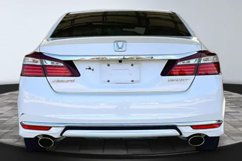 More photos of 2016 Honda Accord Sport at M&J Auto Sales and Service, FL