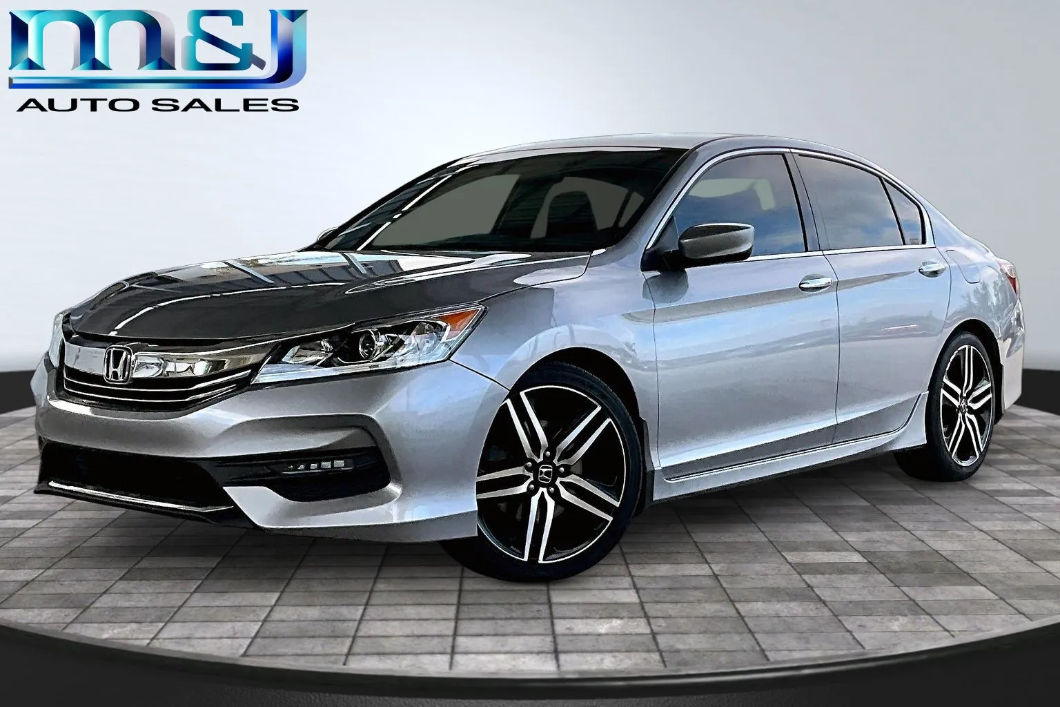 Silver 2016 Honda Accord Sport for sale in Jacksonville, FL
