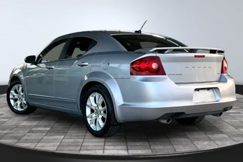 More photos of 2013 Dodge Avenger R/T at M&J Auto Sales and Service, FL