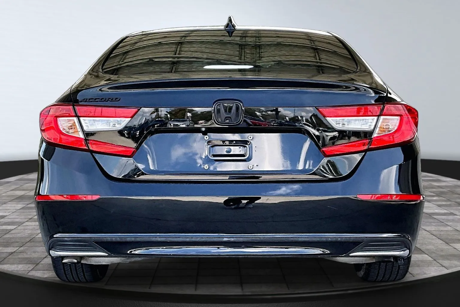 Honda Accord photo 5