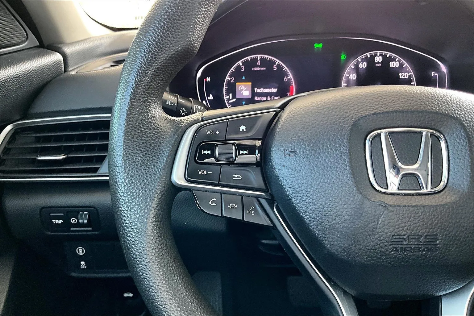 Honda Accord photo 10