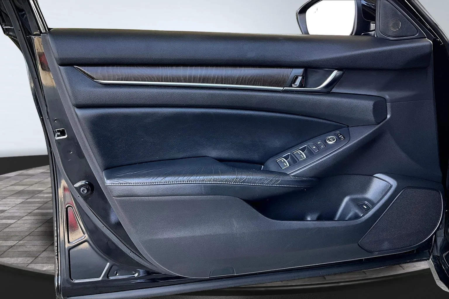 Honda Accord photo 17