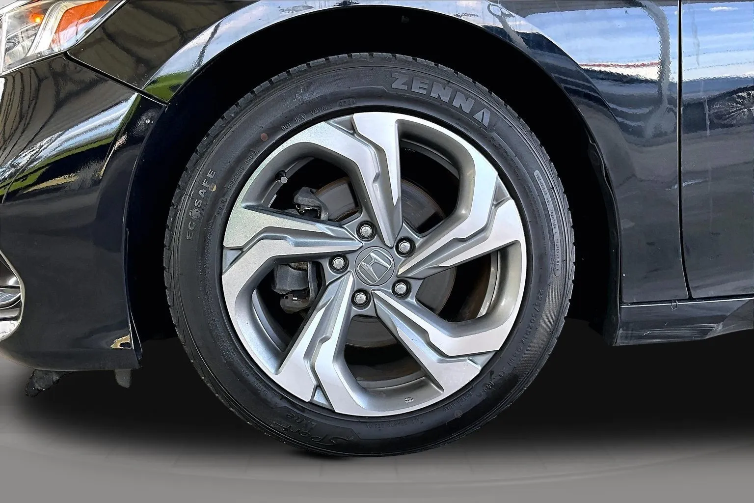Honda Accord photo 31
