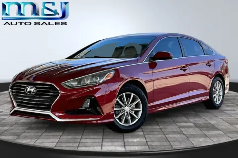 Red 2018 Hyundai SONATA SE for sale in Jacksonville, FL