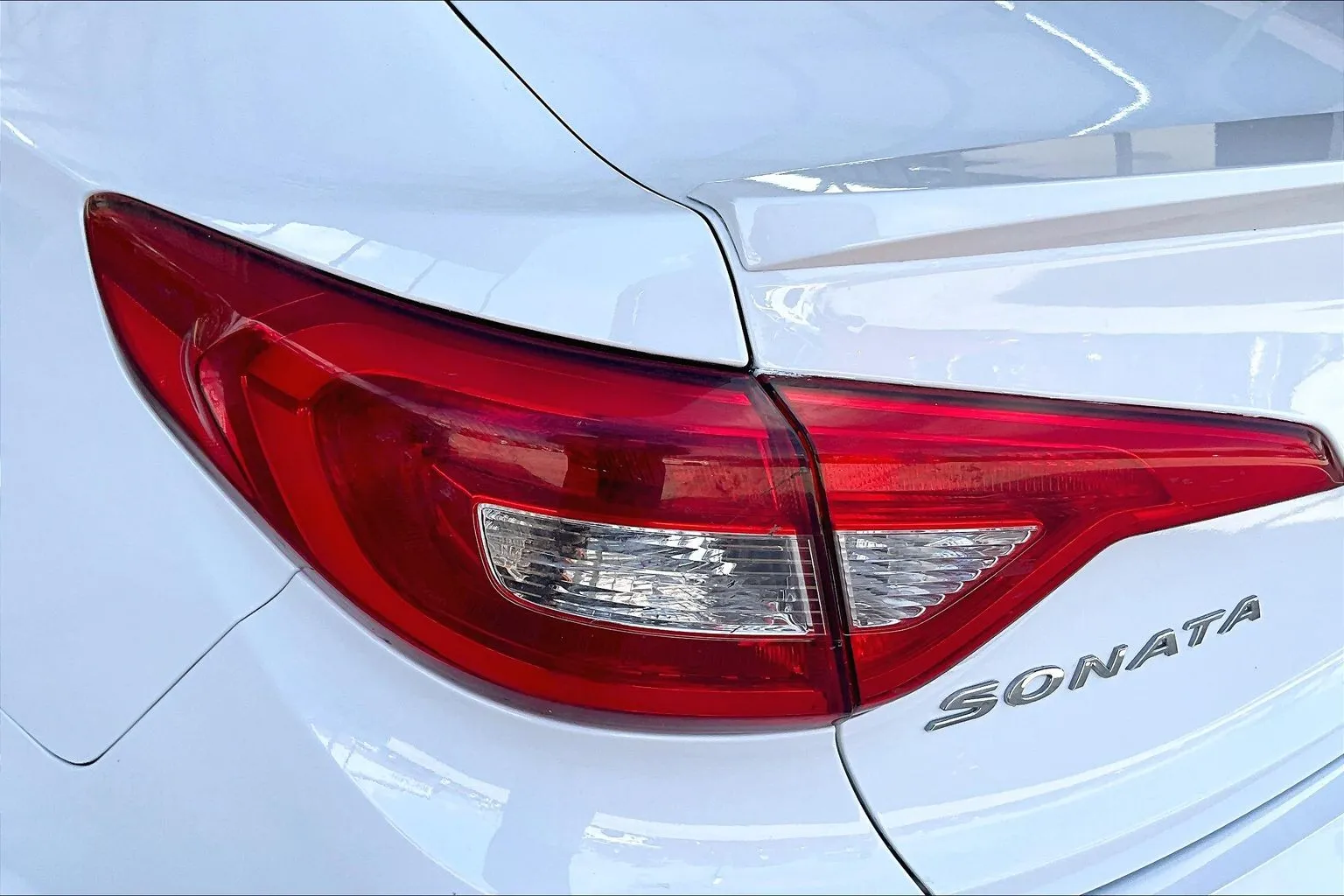 Hyundai Sonata photo 20
