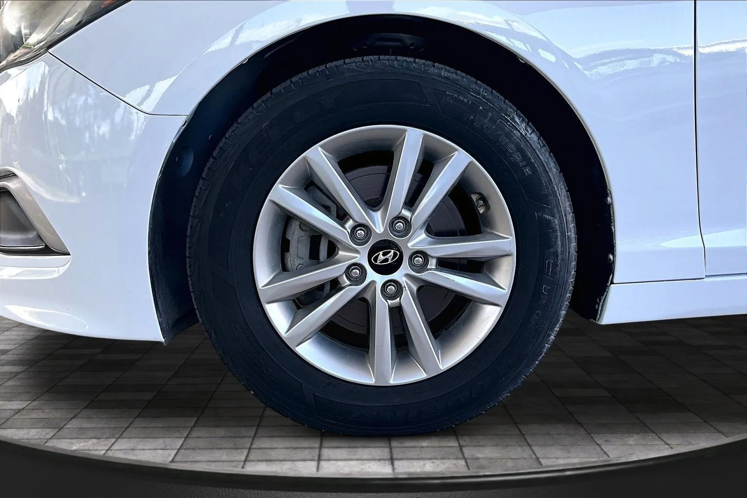 Hyundai Sonata photo 28