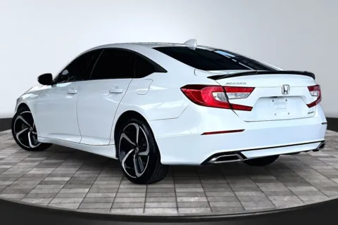 More photos of 2018 Honda Accord Sport at M&J Auto Sales and Service, FL
