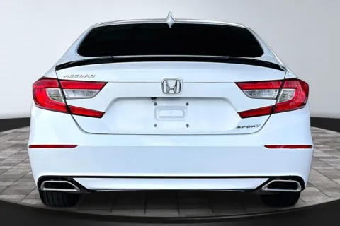 More photos of 2018 Honda Accord Sport at M&J Auto Sales and Service, FL