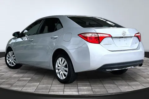 More photos of 2018 Toyota Corolla LE at M&J Auto Sales and Service, FL