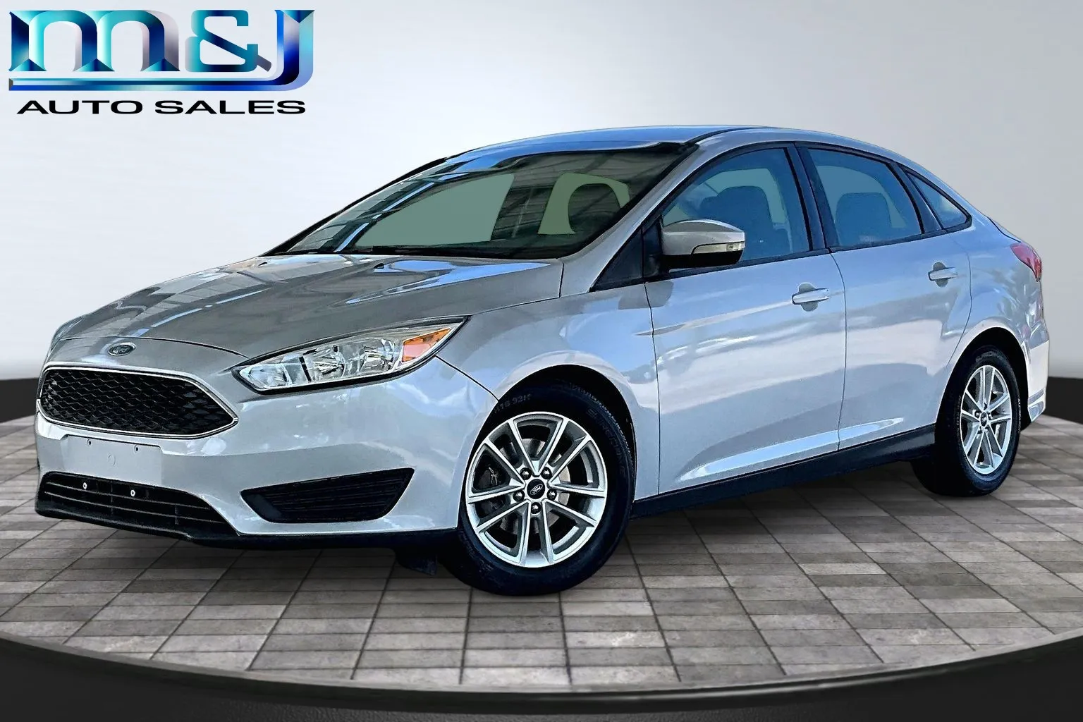 Silver 2017 Ford Focus SE for sale in Jacksonville, FL