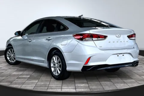 More photos of 2018 Hyundai SONATA SE at M&J Auto Sales and Service, FL