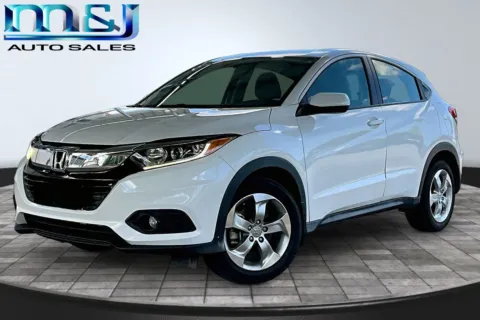 White 2022 Honda HR-V LX for sale in Jacksonville, FL