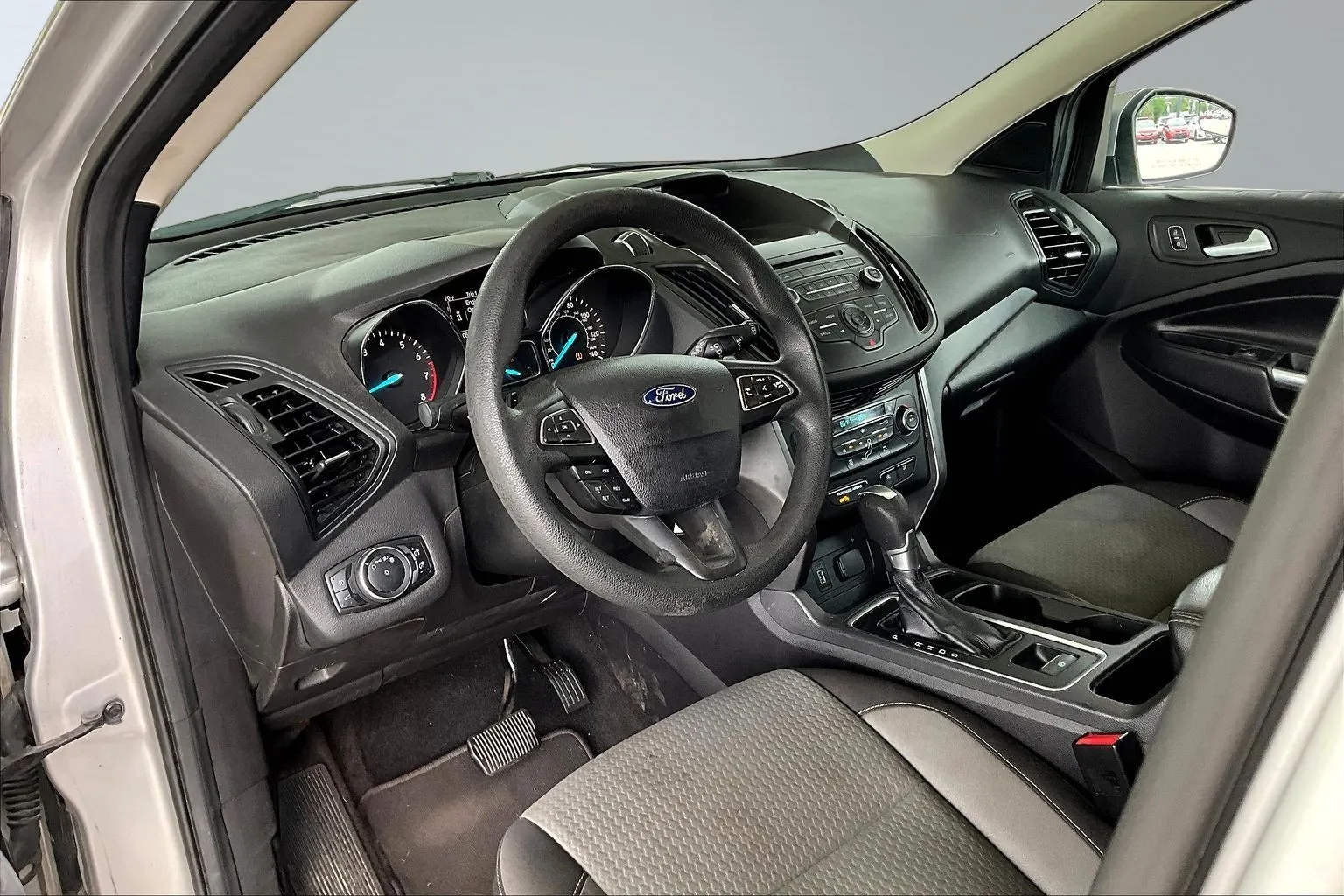Ford Escape photo 14