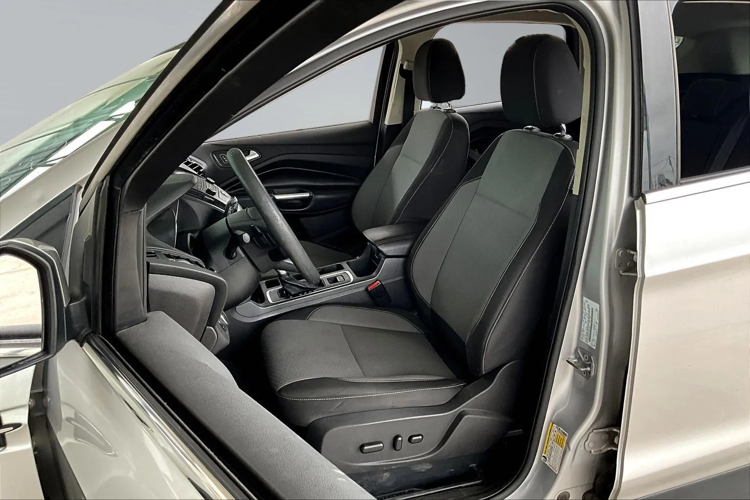 Ford Escape photo 18