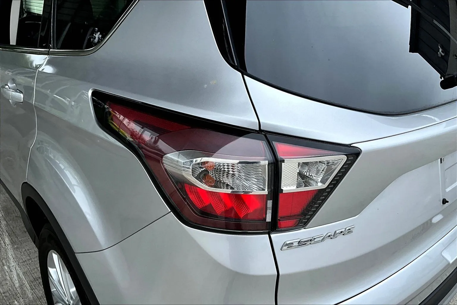 Ford Escape photo 20