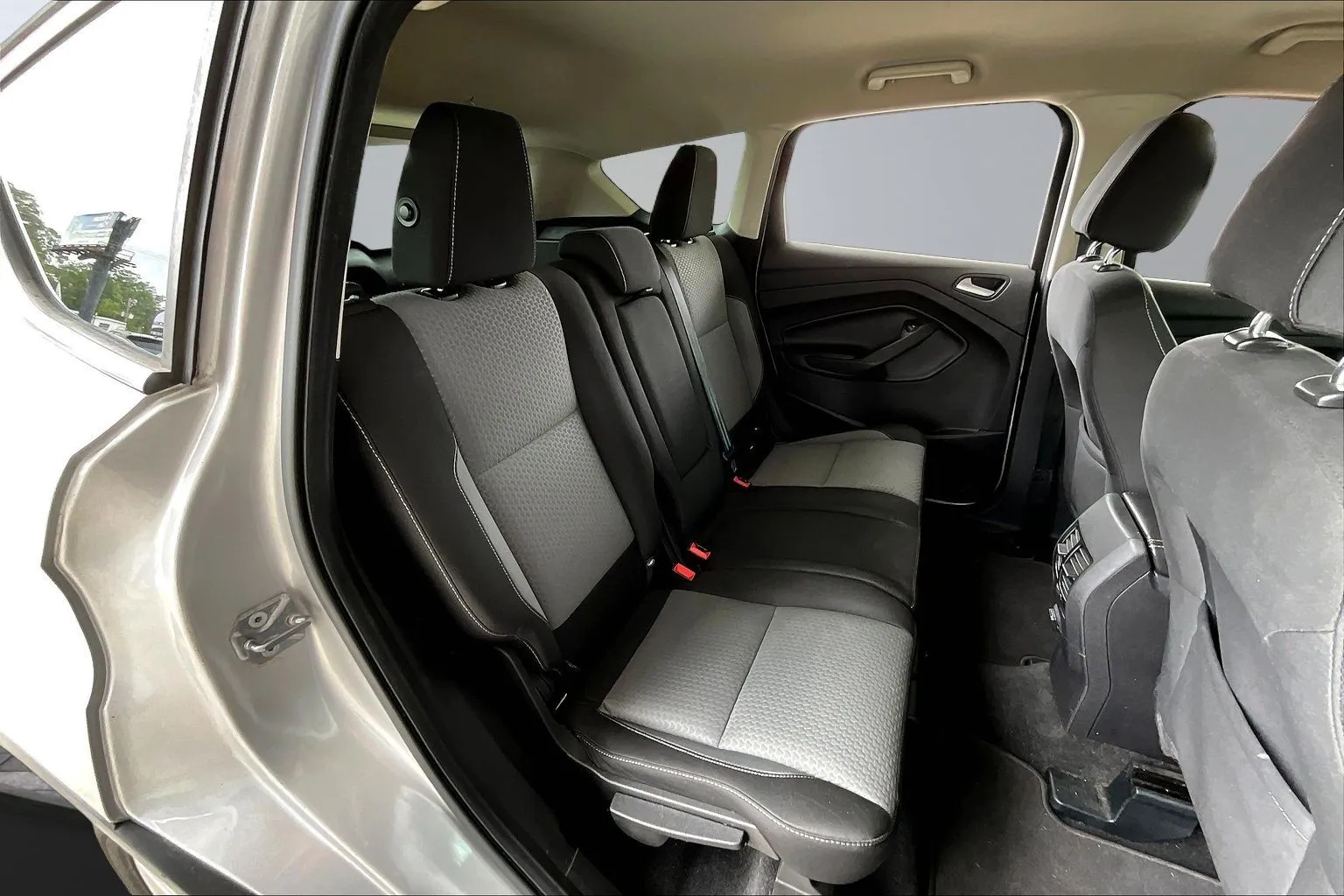 Ford Escape photo 22