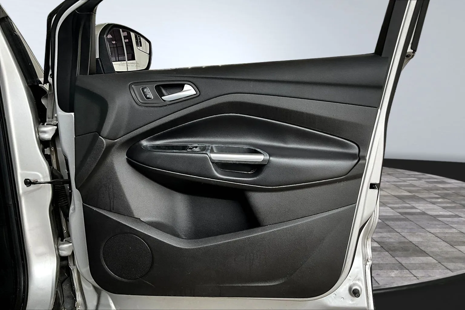 Ford Escape photo 24