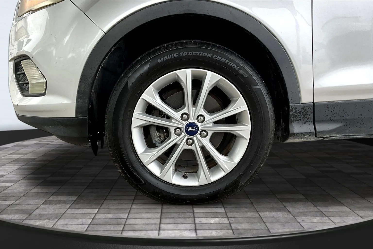 Ford Escape photo 28