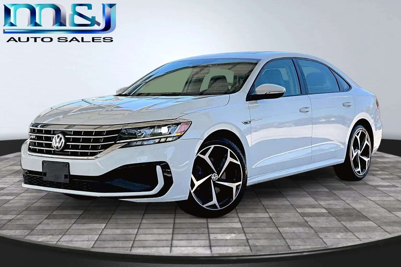 White 2020 Volkswagen Passat R-Line for sale in Jacksonville, FL