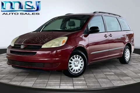 Red 2004 Toyota Sienna for sale in Jacksonville, FL