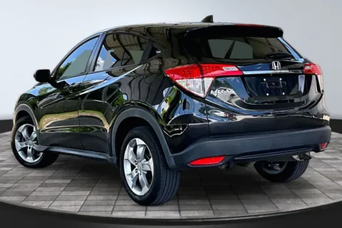 More photos of 2018 Honda HR-V LX at M&J Auto Sales and Service, FL