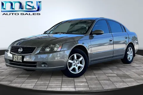 Gray 2005 Nissan Altima for sale in Jacksonville, FL