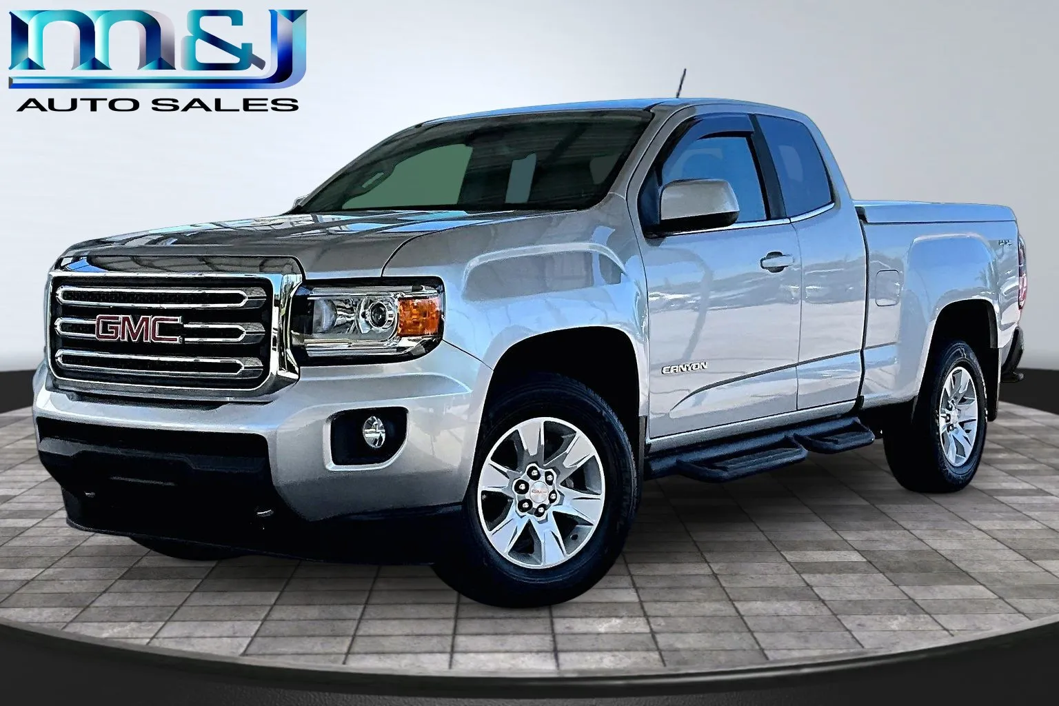 2018 GMC Canyon 4WD SLE Extended Cab's photo